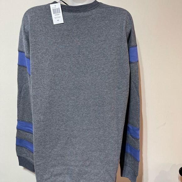 Disney Stitch Ice Cream Shoppe Sweatshirt Mens Medium NWT - Picture 7 of 13